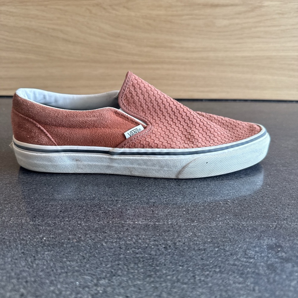 Vans Textured Slip-On Sneakers in Brick Red no insouls